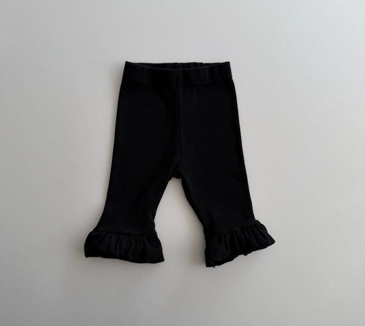Frill Hem Ribbed Leggings