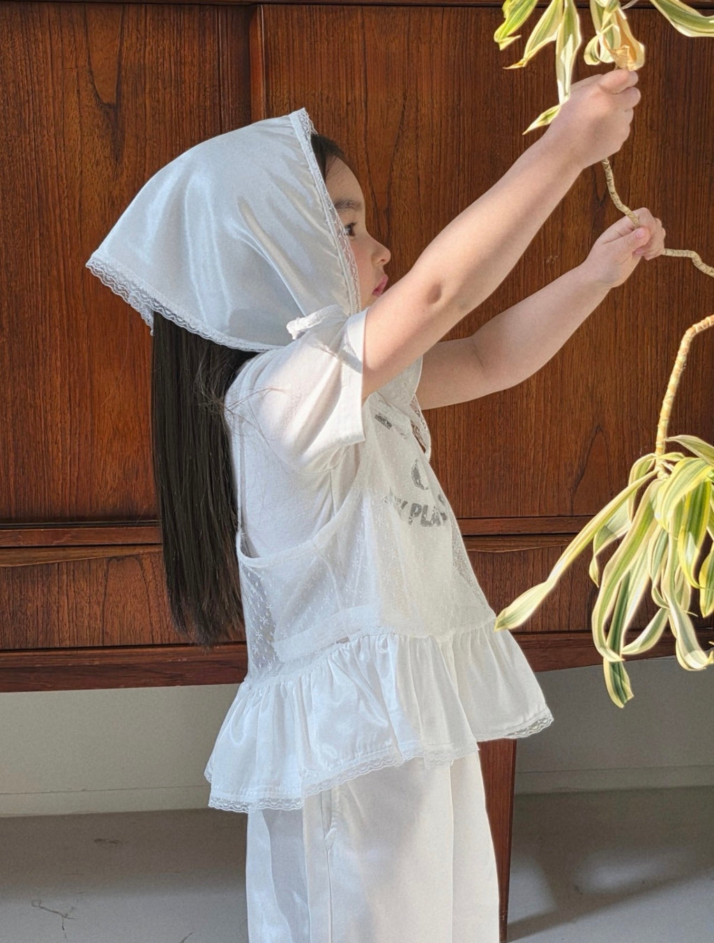 Vintage Lace Headscarf